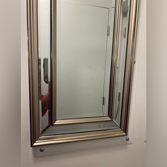 Mirror - Picture 3 of 14